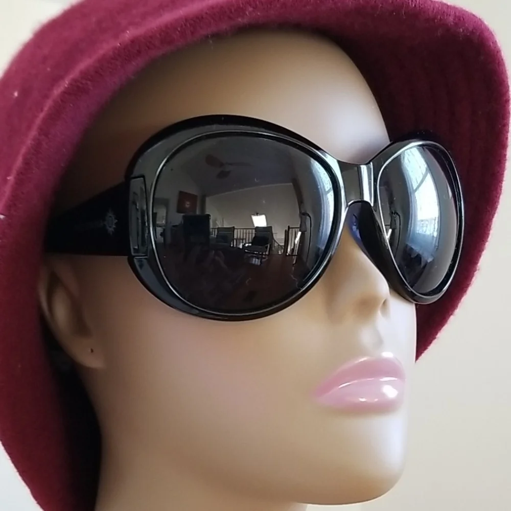 MSC Unisex Chunky Black Sunglasses